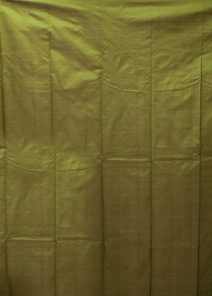 Green Kanjivaram Silk Saree With Blouse Piece