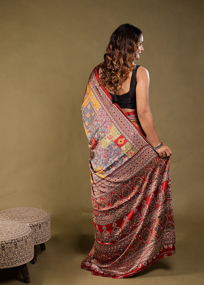 Grey Printed Silk Saree Without Blouse Piece