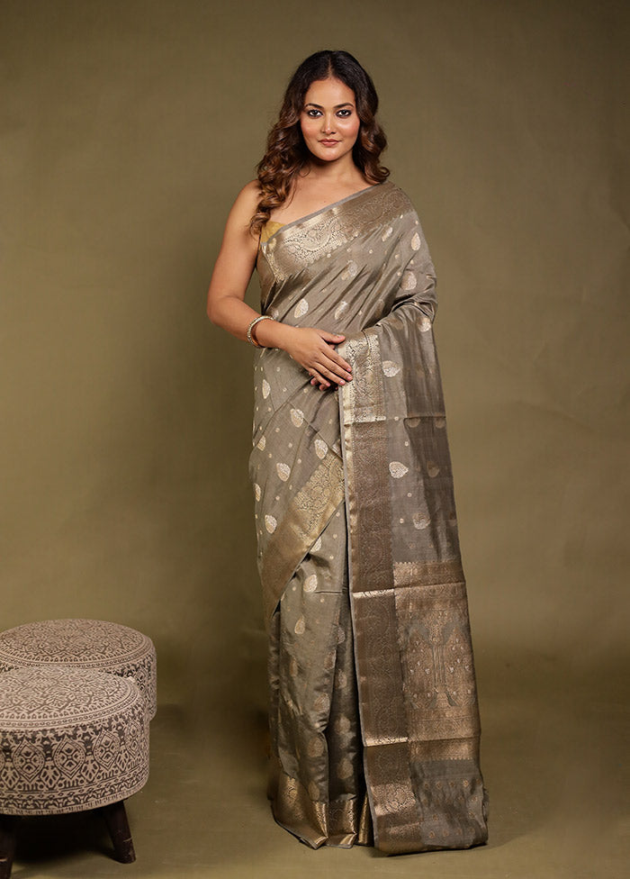 Grey Dupion Silk Saree With Blouse Piece