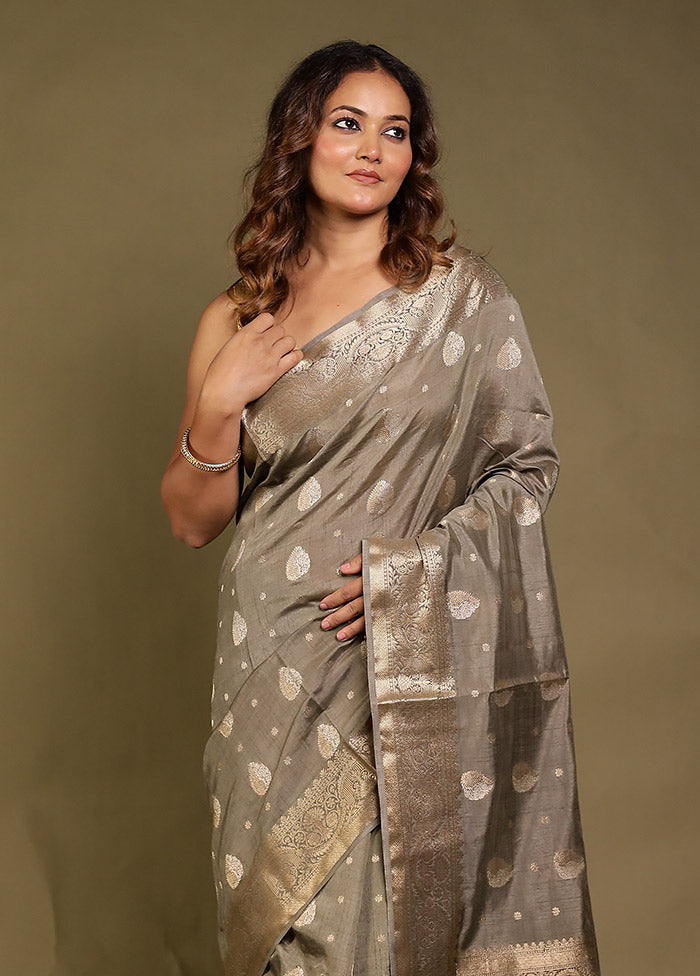 Grey Dupion Silk Saree With Blouse Piece