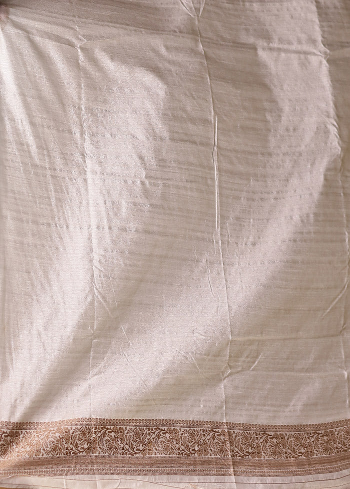 Cream Dupion Silk Saree With Blouse Piece