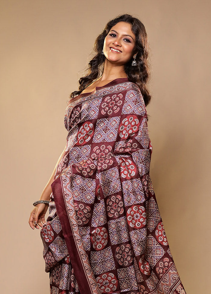 Roshni Jodi – Maroon Printed Silk Saree & Wine Cotton Kurta Set