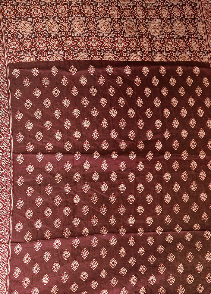 Maroon Printed Silk Saree With Blouse Piece
