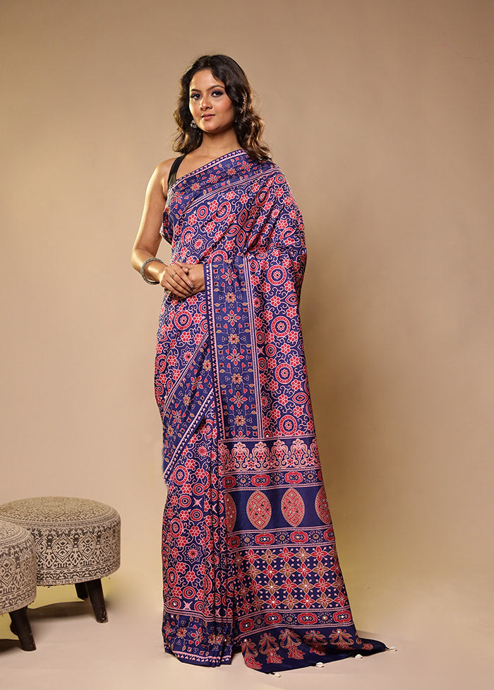 Multicolor Printed Silk Saree With Blouse Piece