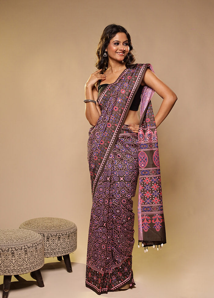 Multicolor Printed Silk Saree With Blouse Piece