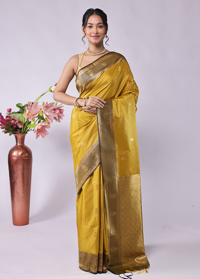 Yellow Kanjivaram Silk Saree With Blouse Piece