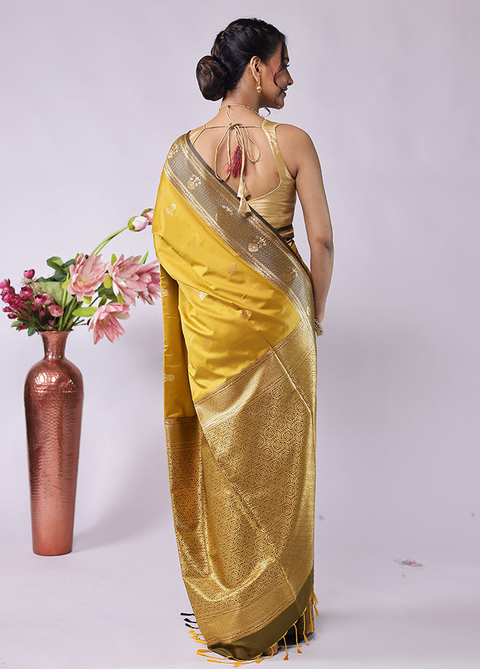 Yellow Kanjivaram Silk Saree With Blouse Piece