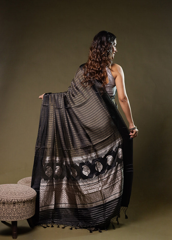 Black Dupion Silk Saree With Blouse Piece