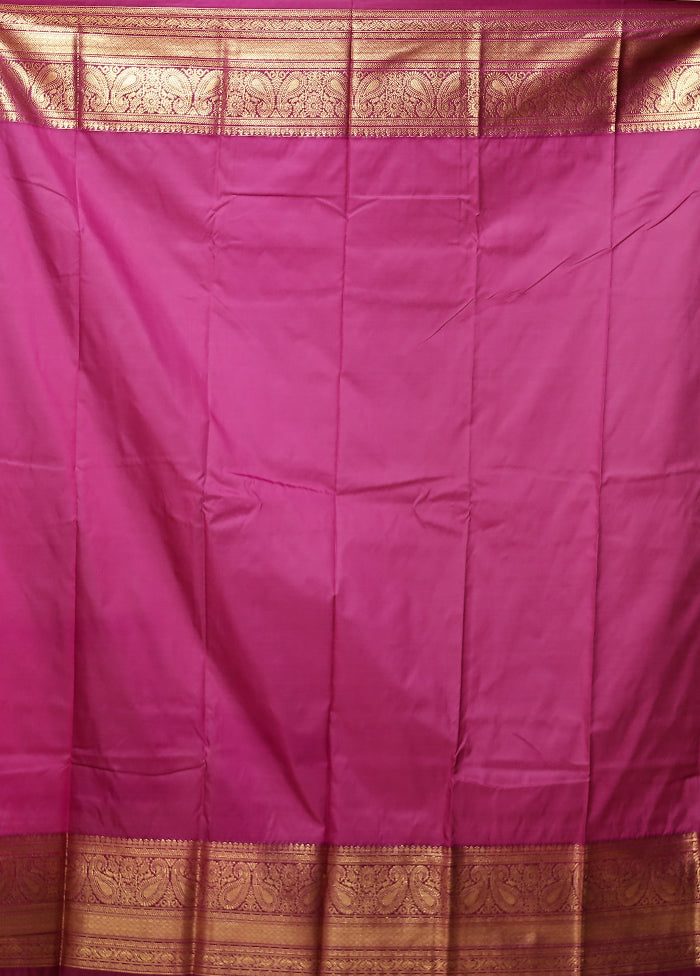 White Kanjivaram Silk Saree With Blouse Piece