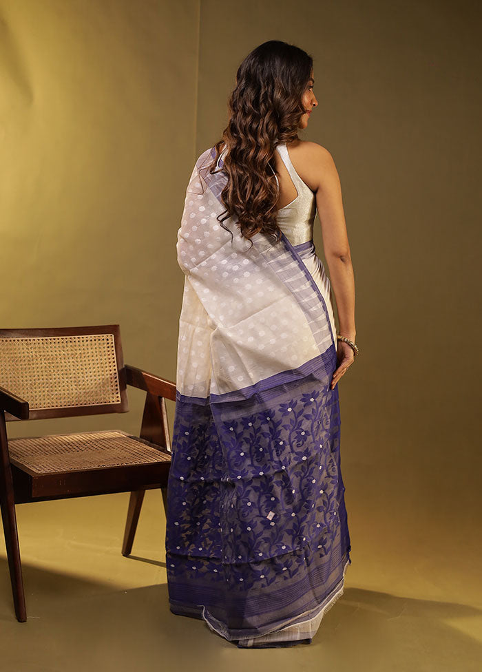 Cream Jamdani Cotton Saree Without Blouse Piece