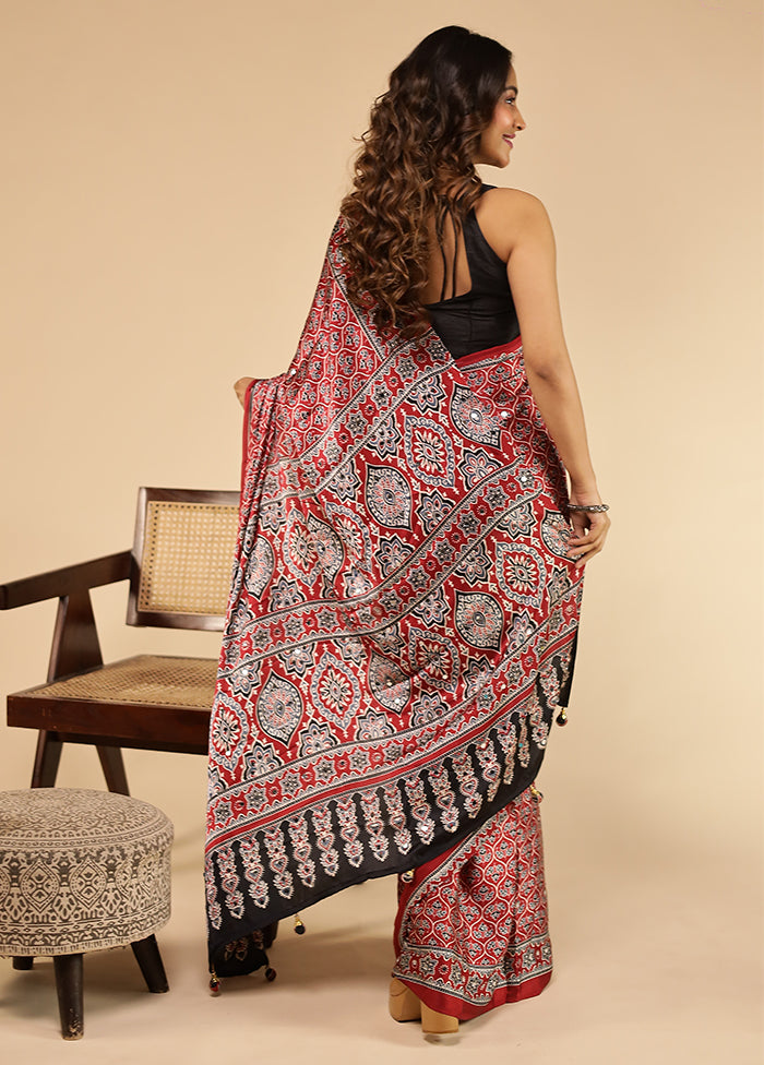 Red Printed Silk Saree Without Blouse Piece