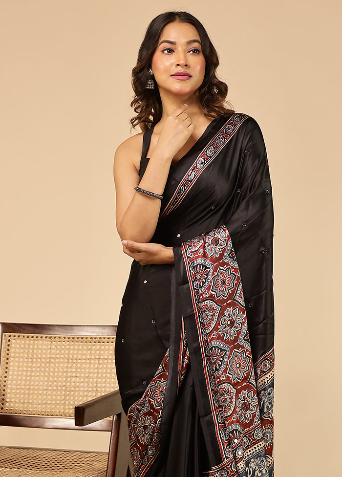 Black Printed Silk Saree Without Blouse Piece