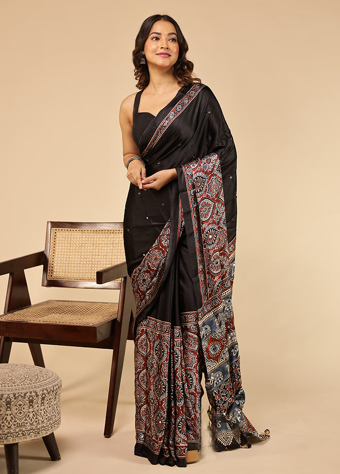 Black Printed Silk Saree Without Blouse Piece