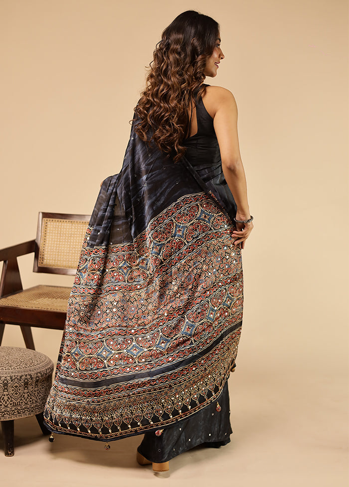 Blue Printed Silk Saree Without Blouse Piece