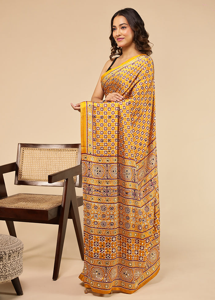 Yellow Printed Silk Saree Without Blouse Piece