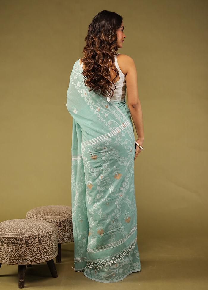Green Matka Silk Saree With Blouse Piece