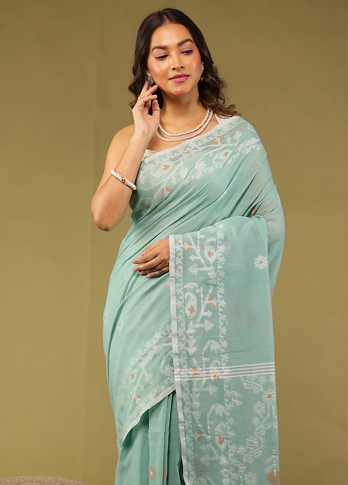 Green Matka Silk Saree With Blouse Piece