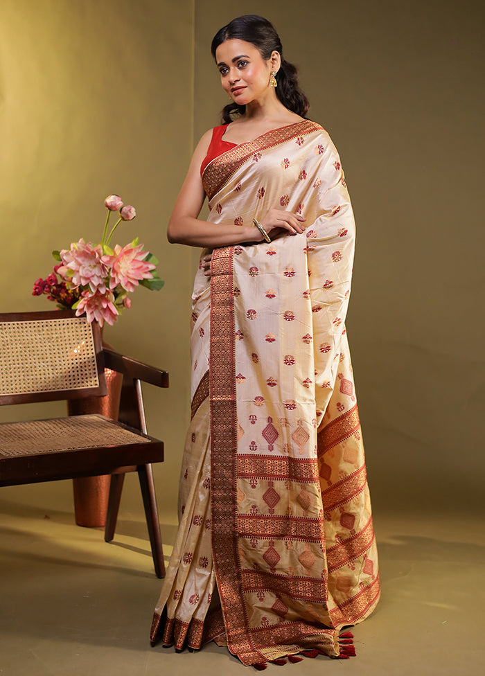 Cream Assam Silk Saree With Blouse Piece