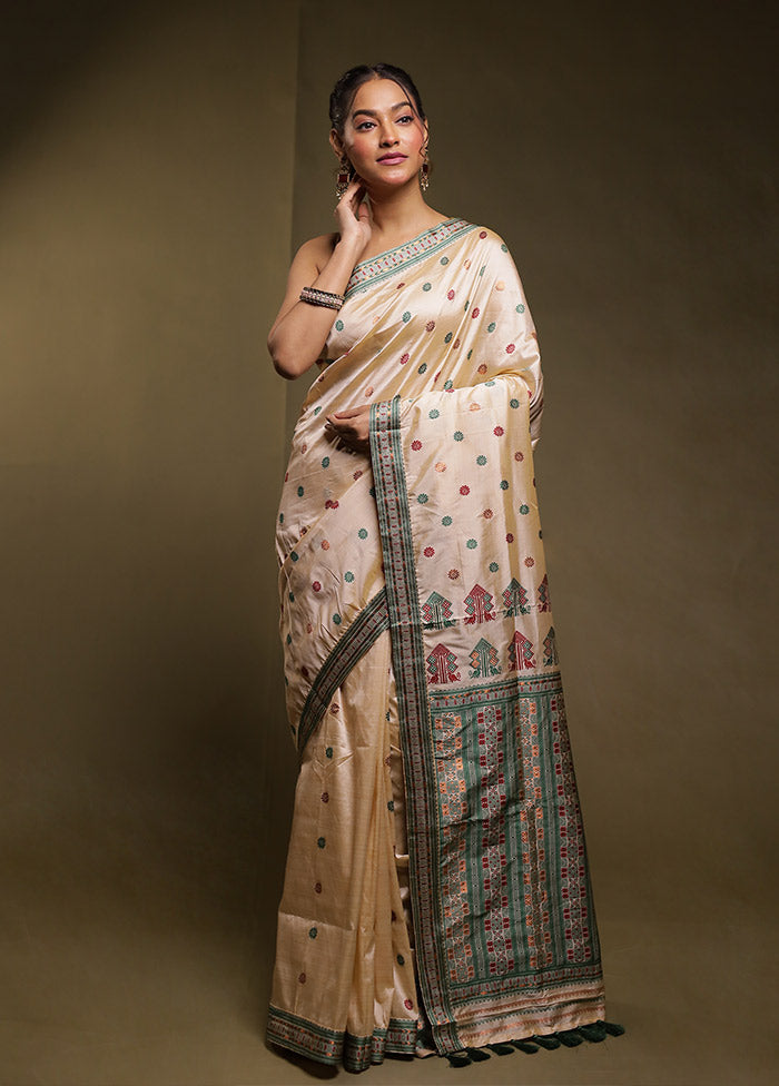 Cream Assam Silk Saree With Blouse Piece