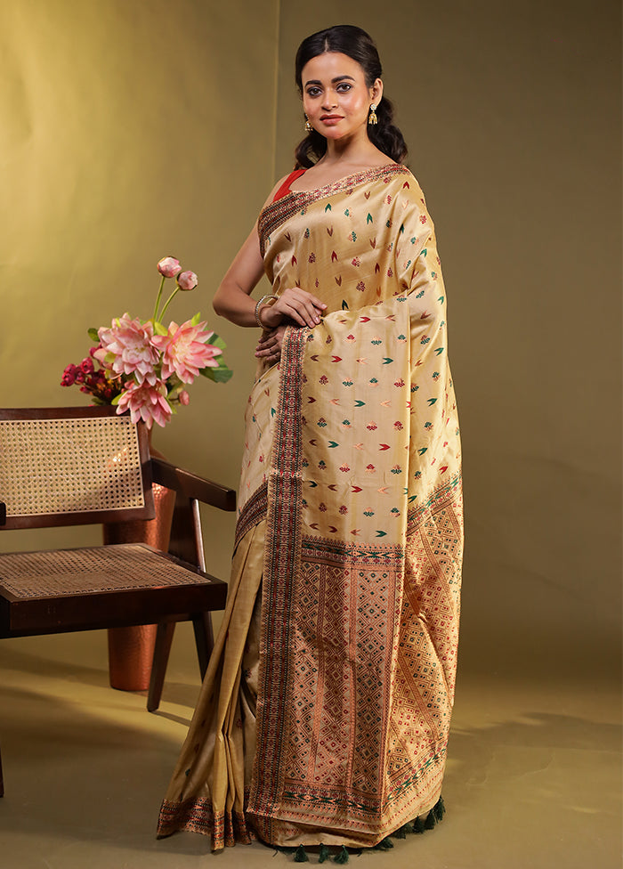 Cream Assam Silk Saree With Blouse Piece
