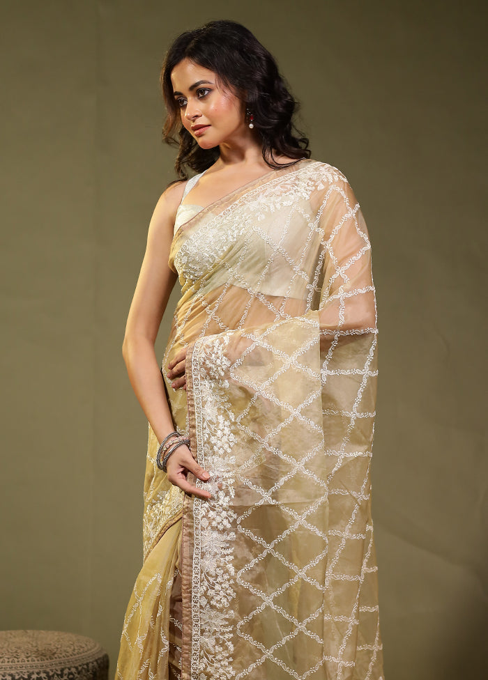 Cream Organza Saree With Blouse Piece