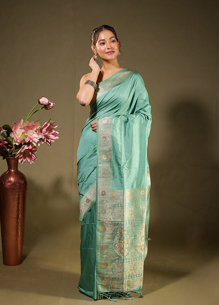 Green Dupion Silk Saree With Blouse Piece