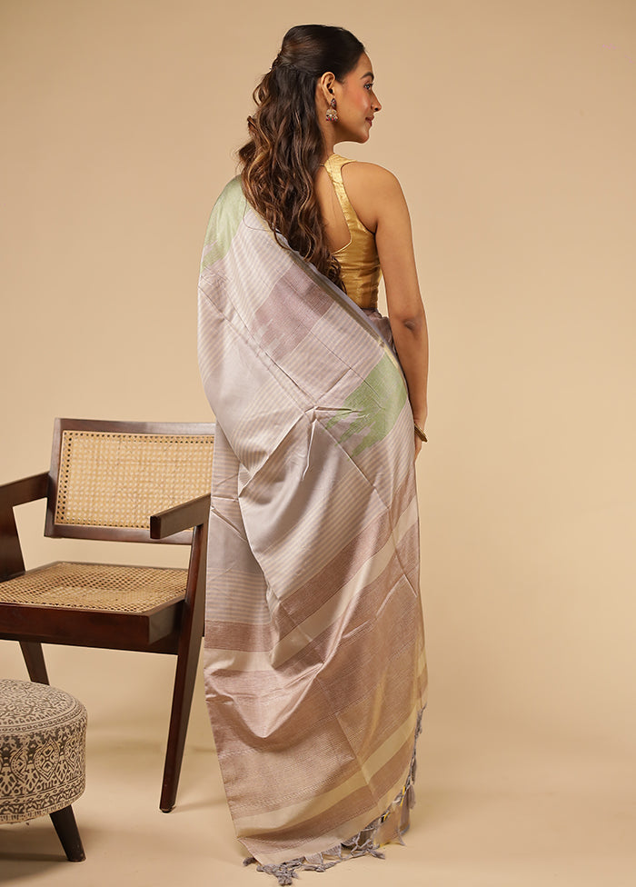 Cream Tussar Silk Saree With Blouse Piece