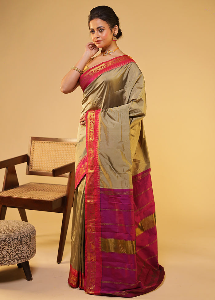 Cream Kanjivaram Silk Saree With Blouse Piece