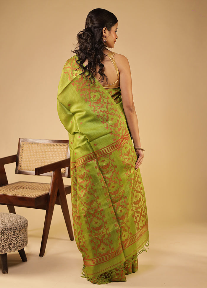Green Handloom Tussar Pure Silk Saree With Blouse Piece