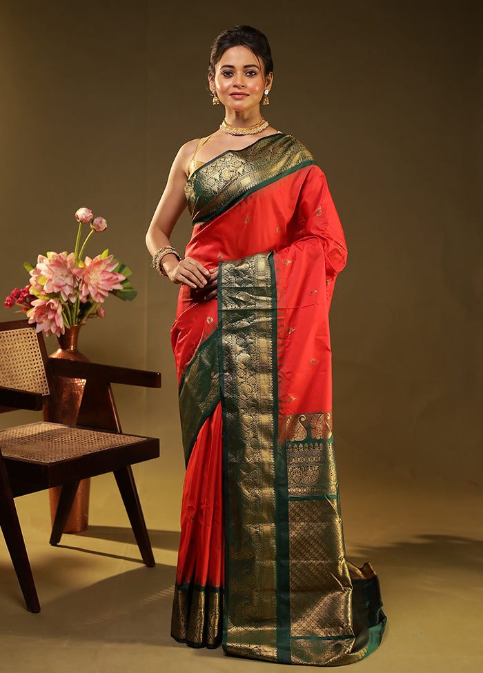 Red Gadwal Silk Saree With Blouse Piece