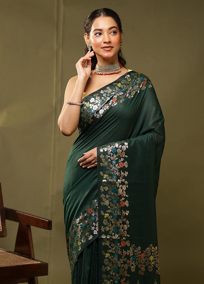 Green Cotton Saree With Blouse Piece