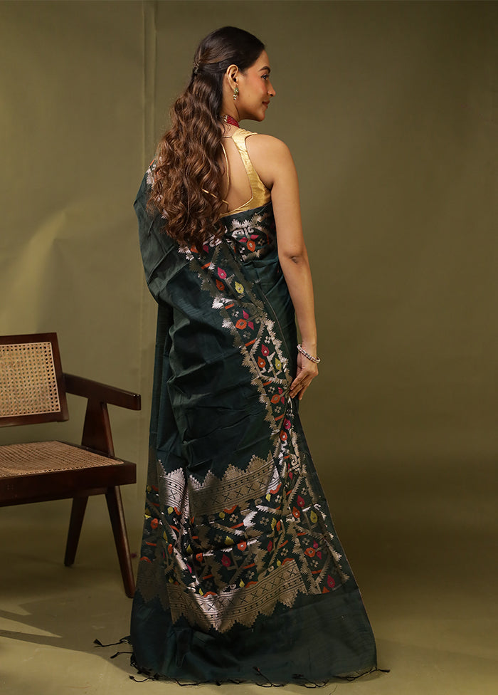 Green Cotton Saree With Blouse Piece