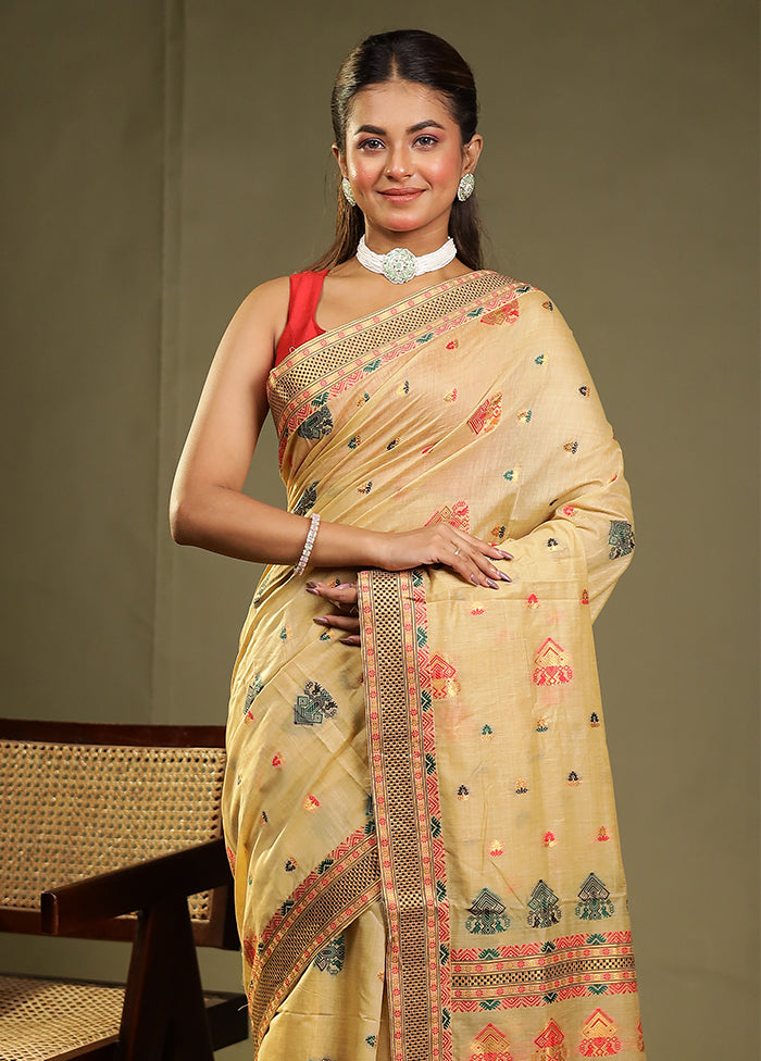 Cream Assam Silk Saree With Blouse Piece