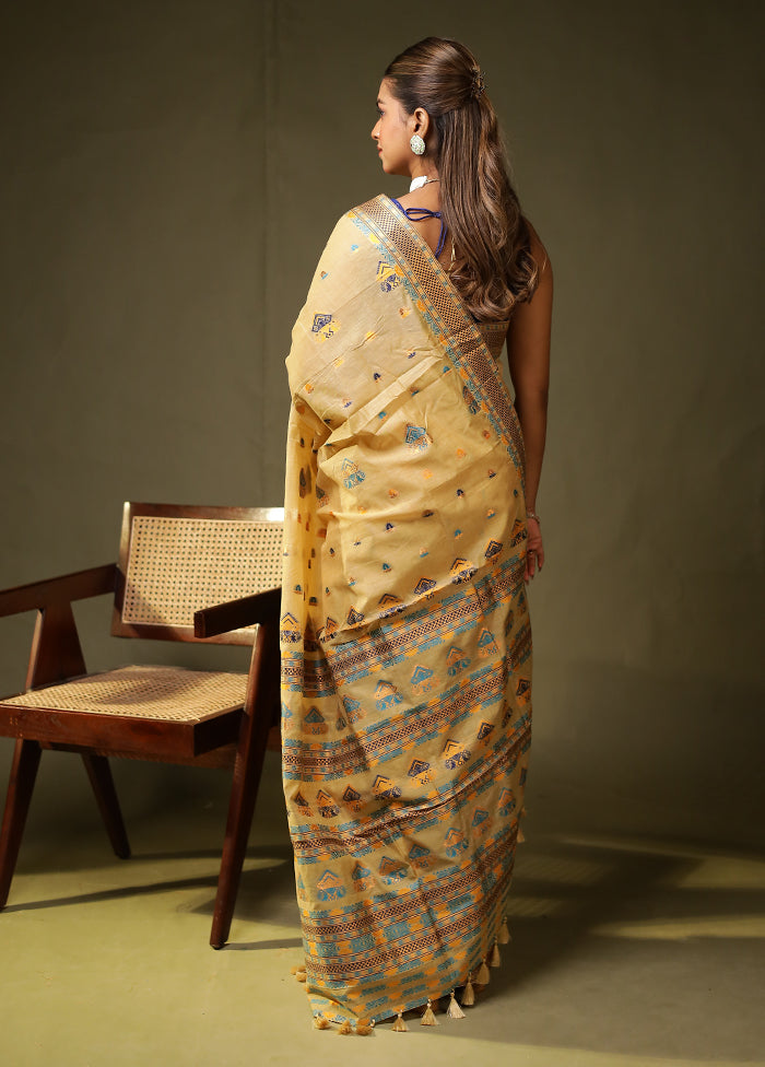 Cream Assam Silk Saree With Blouse Piece