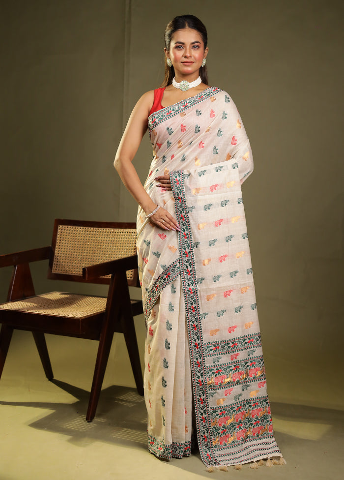 Cream Assam Silk Saree With Blouse Piece