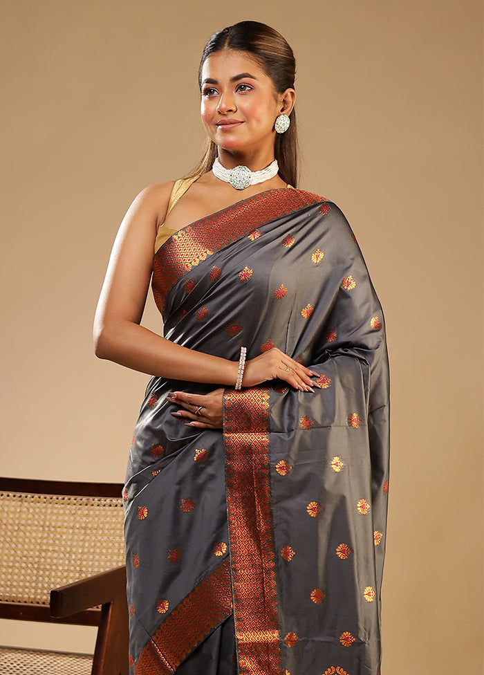 Grey Assam Silk Saree With Blouse Piece