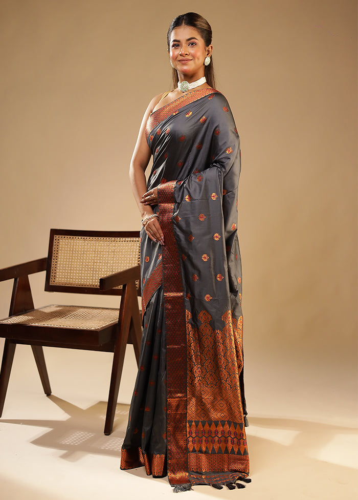 Grey Assam Silk Saree With Blouse Piece