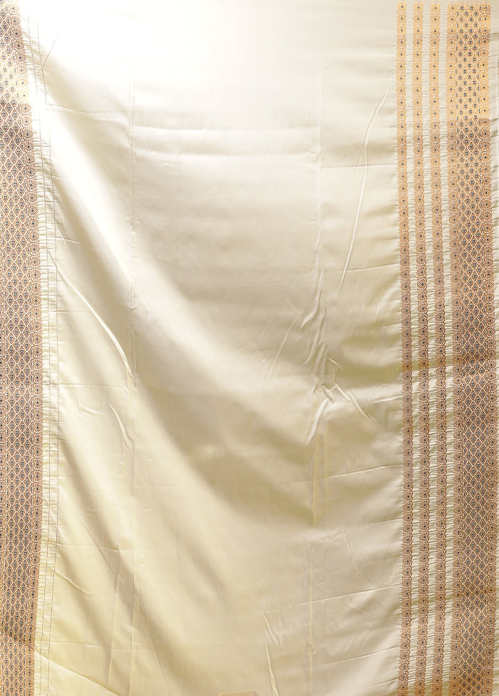 Cream Assam Silk Saree With Blouse Piece