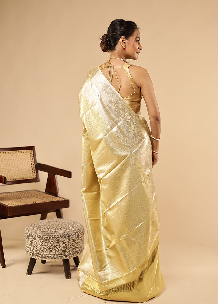 Yellow Kanjivaram Silk Saree With Blouse Piece