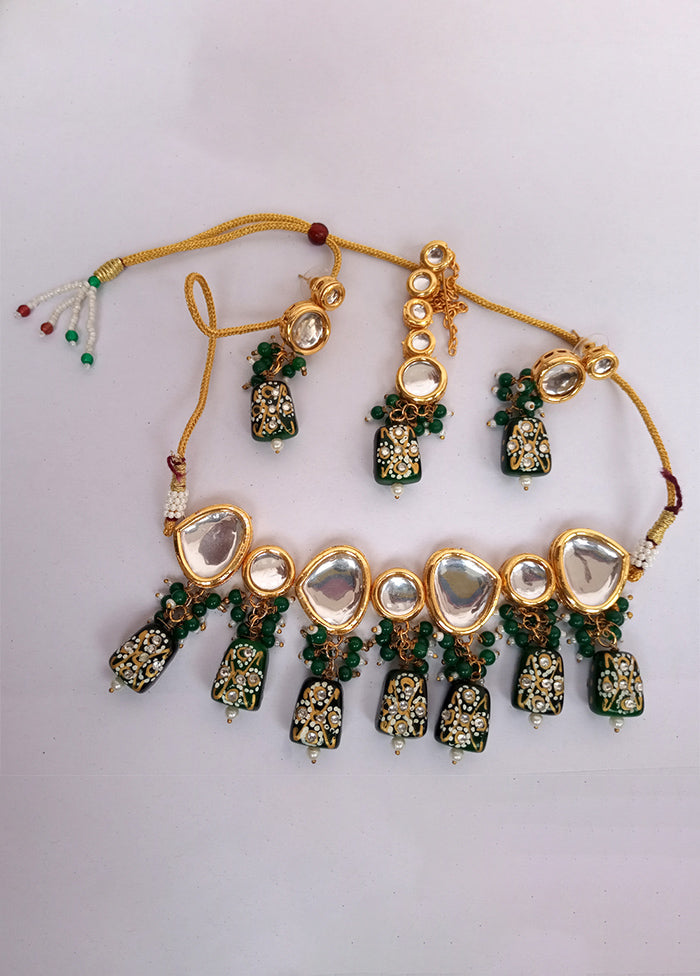 Kundan Studded Green Jewellery Set With Mangtika - Indian Silk House Agencies
