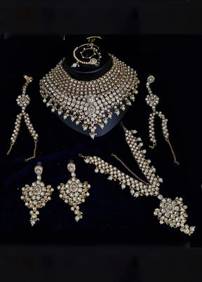 White Alloy Jewellery Set