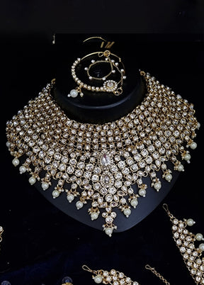 White Alloy Jewellery Set