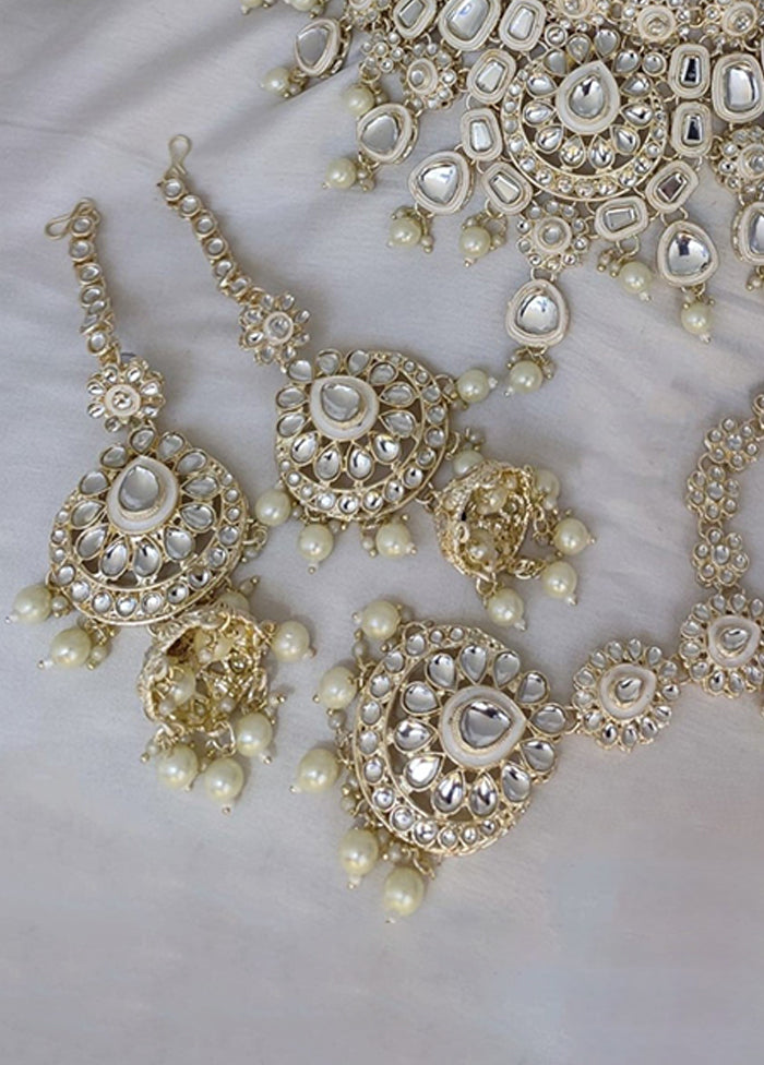 White Alloy Jewellery Set