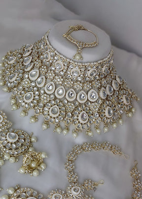 White Alloy Jewellery Set
