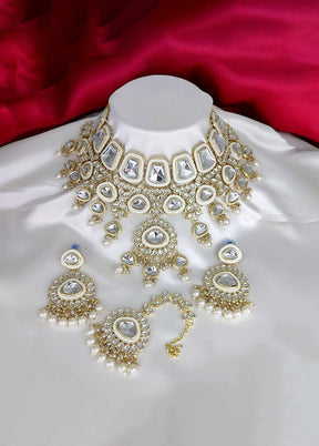 White Alloy Jewellery Set