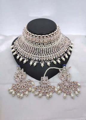 White Alloy Jewellery Set