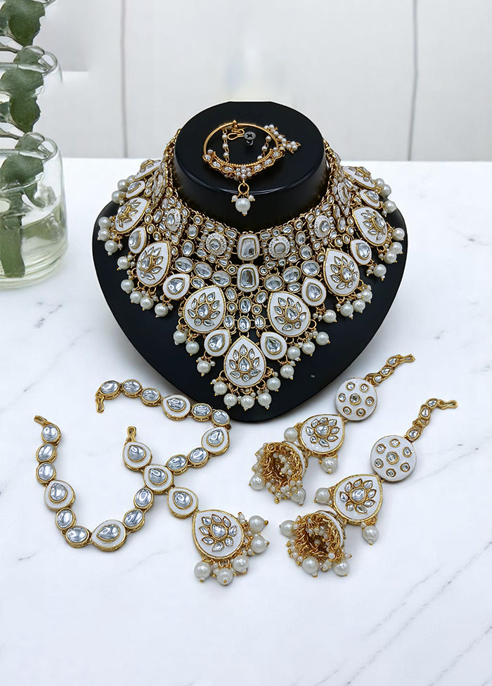 White Alloy Jewellery Set