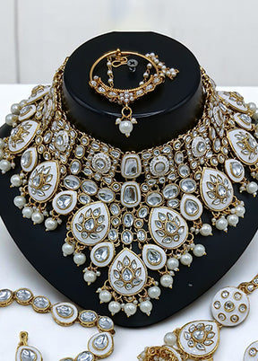 White Alloy Jewellery Set