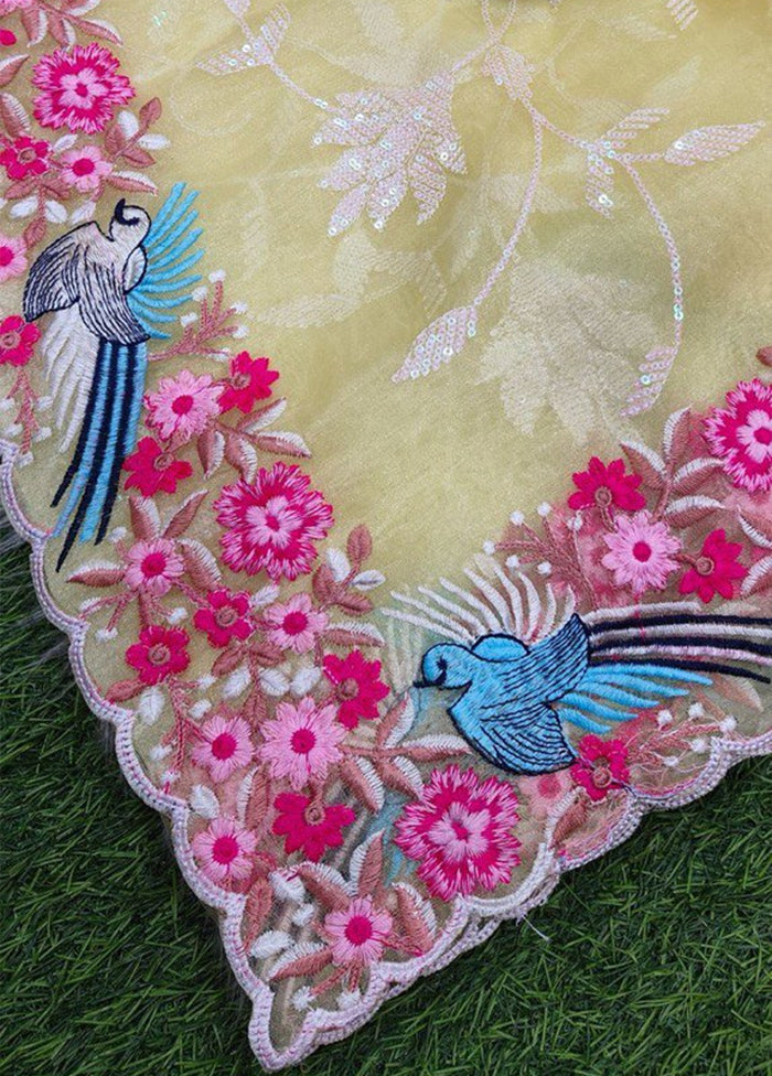 Yellow Spun Silk Saree With Blouse Piece