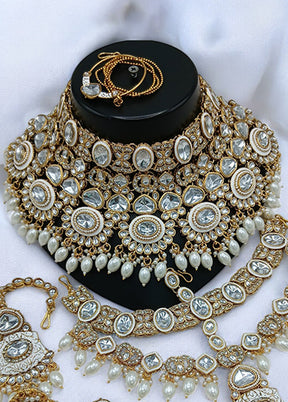 White Alloy Jewellery Set